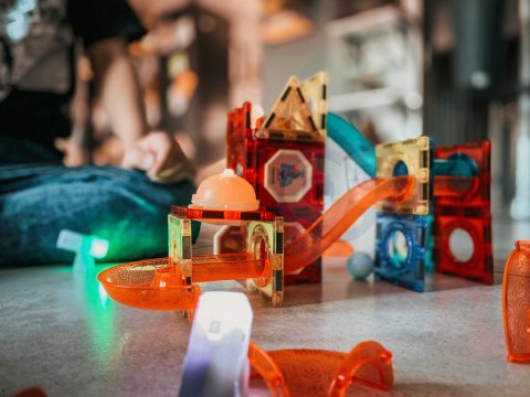 WOOPIE Klocki Magnetyczne Tor Kulkowy Świetlny Kulodrom 75 el.